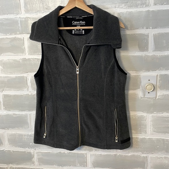 Like new jacket size large brand cal win Klein - Picture 1 of 8